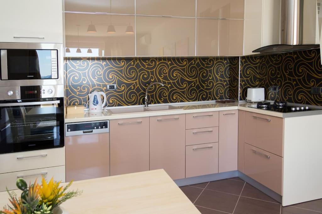 Exclusive Apartment Tirana Kültér fotó